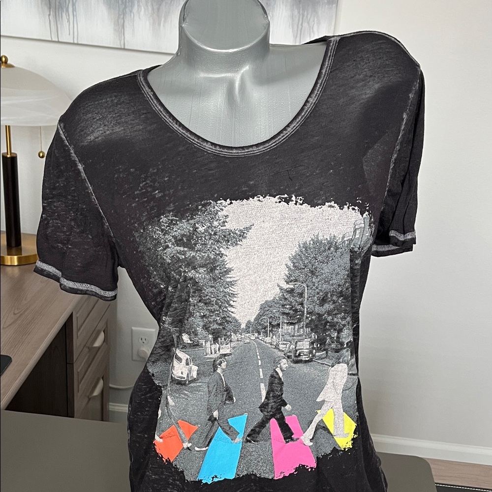 The Beatles Abbey Road Graphic Top - Picture 2 of 5